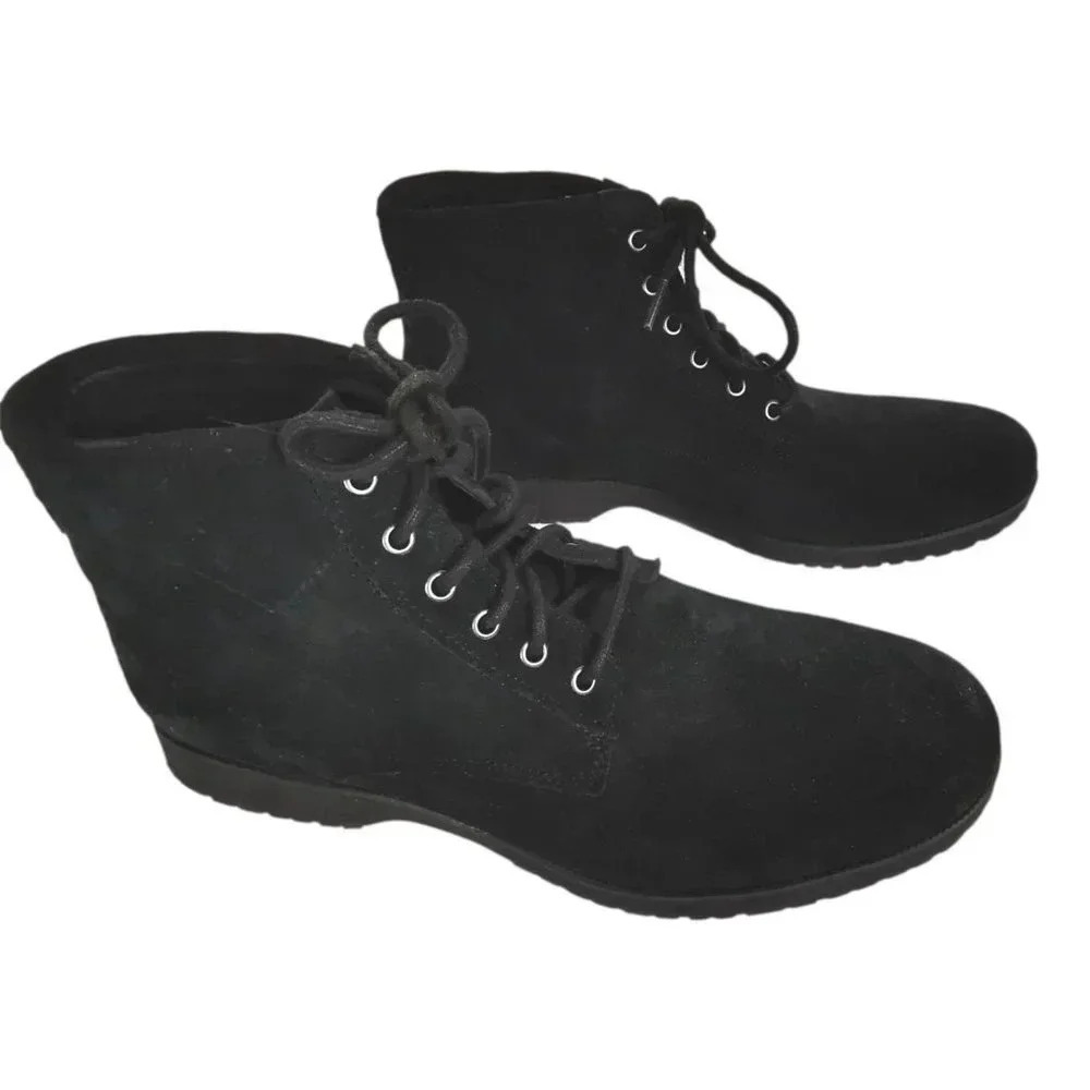 Genuuine Ugg Men  Boot Shoes Size 13 Charcoal Black Suede Leather Lace New Label